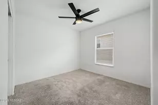 6421 S Ambarella Dr, Tucson, AZ 85756 - Photo 14
