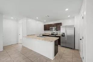 6421 S Ambarella Dr, Tucson, AZ 85756 - Photo 6