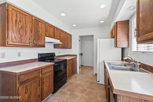 8280 E Calle Playa, Tucson, AZ 85715 - Photo 18