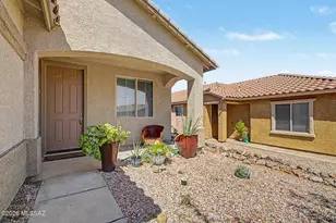 7494 S Salt Water Dr, Tucson, AZ 85757 - Photo 4
