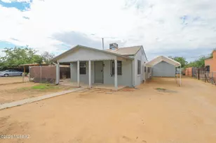 329 W Macarthur St, Tucson, AZ 85714 - Photo 2