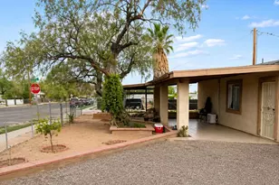 244 W 33rd St, Tucson, AZ 85713 - Photo 2