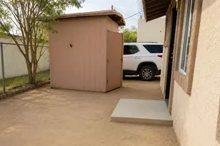 244 W 33rd St, Tucson, AZ 85713 - Photo 18