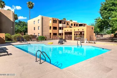 1810 E Blacklidge Drive #308, Tucson, AZ 85719 - Photo 4