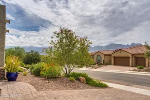365 E Day Flower Dr, Tucson, AZ 85755 - Photo 4