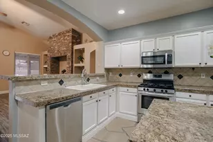 5533 W Carriage Dr, Tucson, AZ 85742 - Photo 4
