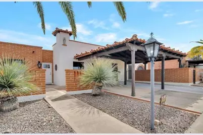 491 W Paseo Solana, Green Valley, AZ 85614 - Photo 2