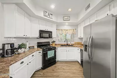8654 E Placita Pueblo Bonito, Tucson, AZ 85710 - Photo 2