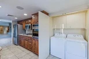 425 W Rapa Pl, Tucson, AZ 85737 - Photo 38