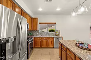 1981 S Aliso Spring Ln, Tucson, AZ 85748 - Photo 10