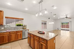 1981 S Aliso Spring Ln, Tucson, AZ 85748 - Photo 10