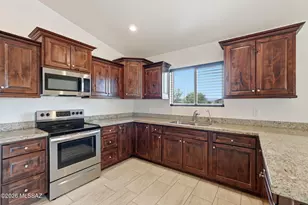 1158 Escorpion Ct, Rio Rico, AZ 85648 - Photo 8