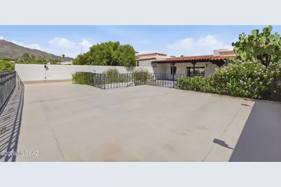 5822 N Camino Esplendora, Tucson, AZ 85718 - Photo 32