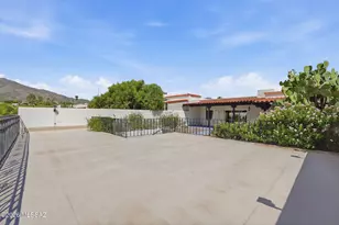 5822 N Camino Esplendora, Tucson, AZ 85718 - Photo 32