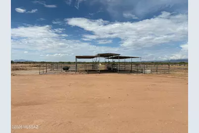 13384 W Twin Peaks Road, Marana, AZ 85653 - Photo 2