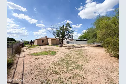 2403 S Holly Stravenue, Tucson, AZ 85713 - Photo 20