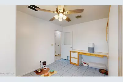 2052 W Silver Honey Place, Tucson, AZ 85745 - Photo 22