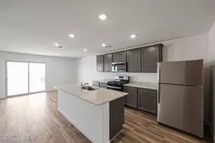 7334 W Coastal Pln Wy, Tucson, AZ 85757 - Photo 4