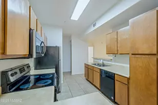 2550 E River Rd, Tucson, AZ 85718 - Photo 12