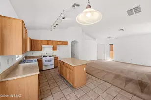384 E Camino Del Pinsapo, Sahuarita, AZ 85629 - Photo 18