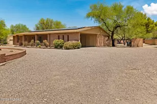 3221 N Riverbend Cir E, Tucson, AZ 85750 - Photo 4