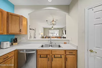 441 W Deerwood Lane, Green Valley, AZ 85614 - Photo 10