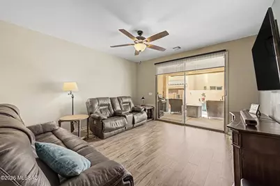 441 W Deerwood Lane, Green Valley, AZ 85614 - Photo 8
