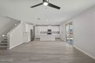 7960 S Wild Prairie Dr S, Tucson, AZ 85757 - Photo 8