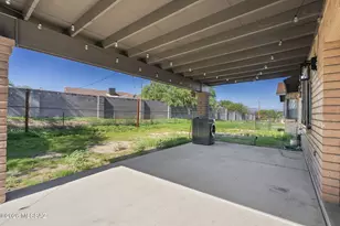 1079 Paseo Freno, Rio Rico, AZ 85648 - Photo 24