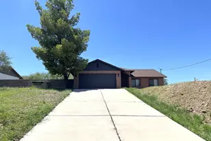 1079 Paseo Freno, Rio Rico, AZ 85648 - Photo 2
