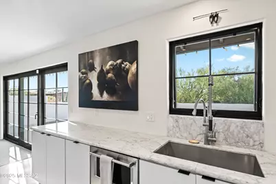 2640 E Camino La Zorrela, Tucson, AZ 85718 - Photo 14