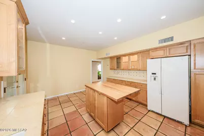 2575 E Avenida De Posada, Tucson, AZ 85718 - Photo 16
