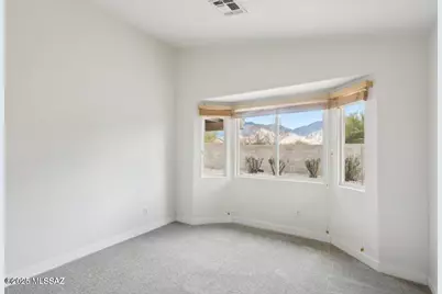 13212 N Classic Overlook Court, Oro Valley, AZ 85755 - Photo 10