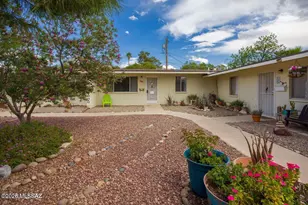 390 N Silverbell Rd, Tucson, AZ 85745 - Photo 2