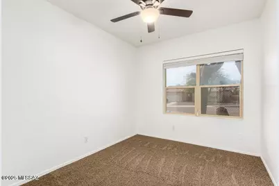 9162 N Treasure Mountain Drive, Tucson, AZ 85742 - Photo 18
