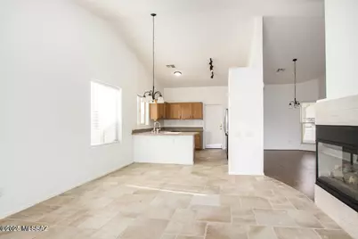 9162 N Treasure Mountain Drive, Tucson, AZ 85742 - Photo 8