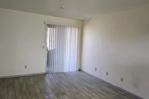 1810 E Blacklidge Dr, Tucson, AZ 85719 - Photo 4