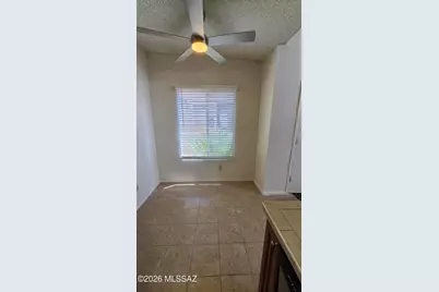 1810 E Blacklidge Drive #825, Tucson, AZ 85719 - Photo 10