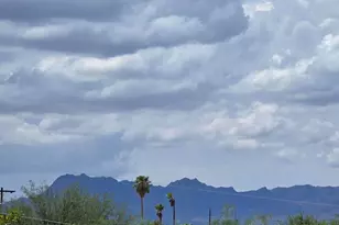 1810 E Blacklidge Dr, Tucson, AZ 85719 - Photo 20
