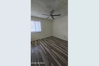 1810 E Blacklidge Drive #825, Tucson, AZ 85719 - Photo 12