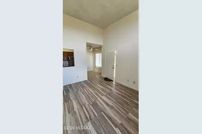 1810 E Blacklidge Drive #825, Tucson, AZ 85719 - Photo 4