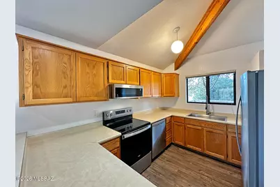 2985 E Winterhaven Drive, Tucson, AZ 85716 - Photo 8