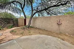2985 E Winterhaven Dr, Tucson, AZ 85716 - Photo 16