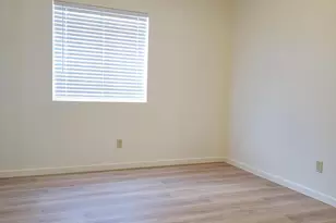 9689 N Donegal Pl, Tucson, AZ 85742 - Photo 6