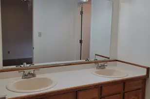 9689 N Donegal Pl, Tucson, AZ 85742 - Photo 14