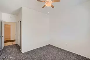 8437 W Green Kingfisher Ln, Tucson, AZ 85757 - Photo 14