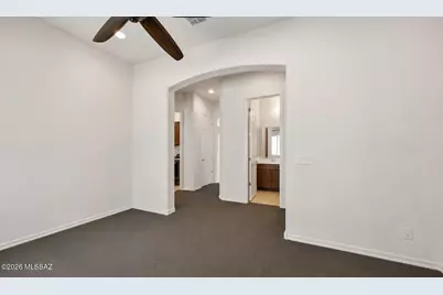 719 E Danum Valley Drive, Oro Valley, AZ 85755 - Photo 10