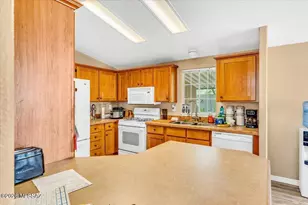5756 W Flying M St, Tucson, AZ 85713 - Photo 16