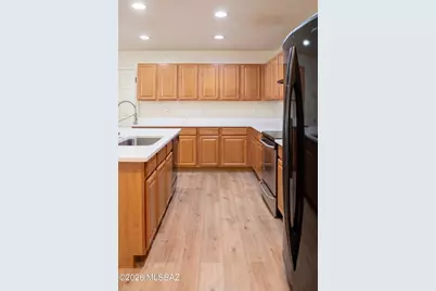 2724 N Saramano Lane, Tucson, AZ 85712 - Photo 8