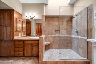5631 E Sutler Ln, Tucson, AZ 85712 - Photo 26